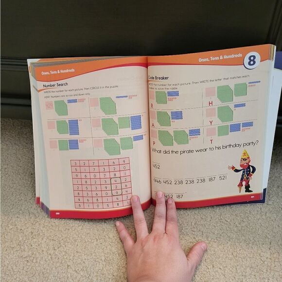 2 First Grade learning book bundle - Picture 5 of 16